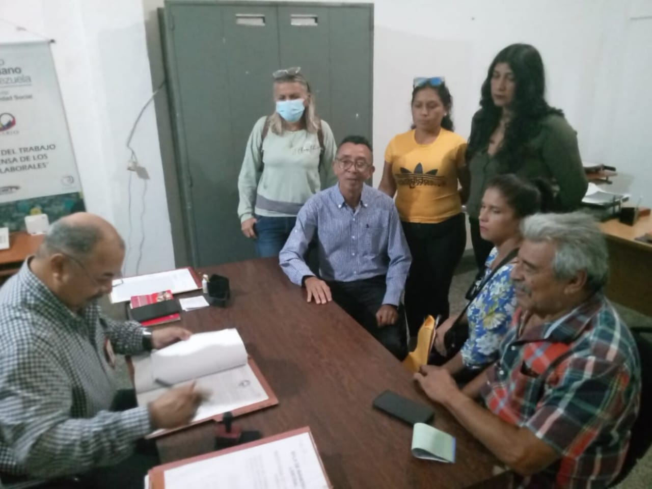 Docentes de Valle de la Pascua le “meten la lupa” a sus reclamos ante el Ministerio del Trabajo