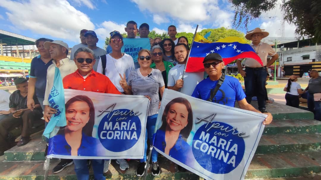 Partidos de oposición firmes en la lucha por la democracia y la libertad marcharon en Apure este #23Ene