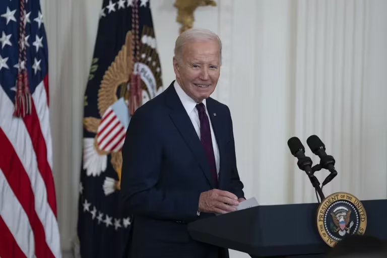 Cuando lo sagrado y lo político se unen: Biden se encomienda a la iglesia afroamericana