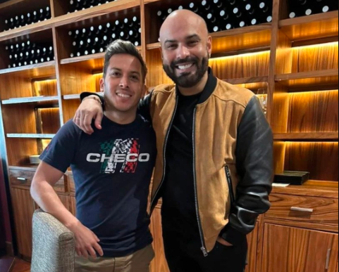 Alex Tienda responde ante su polémica foto con Omar Enrique