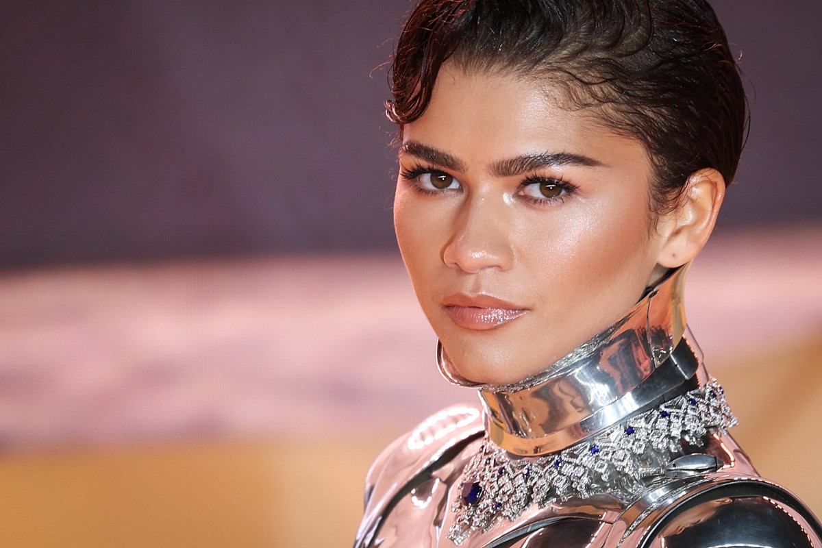 Alucinante y exhibicionista traje robótico de Zendaya atrajo miradas en el estreno de “Dune: Part Two”