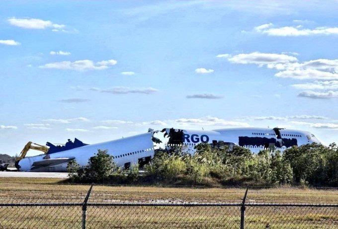 “Una venganza de EEUU”: Maduro aseguró que fue “descuartizado” avión de Emtrasur en Florida