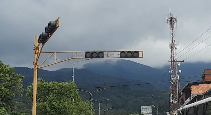 Piden declarar emergencia en Táchira tras constantes apagones que “le hacen la vida de cuadritos” a los ciudadanos