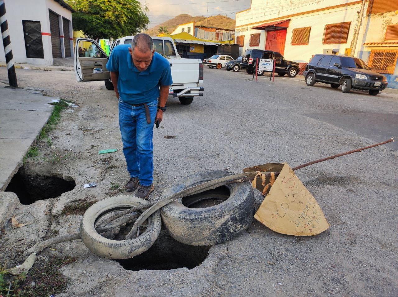 Calle de Barrio Independencia en Maracay se “viene abajo” y nadie hace nada