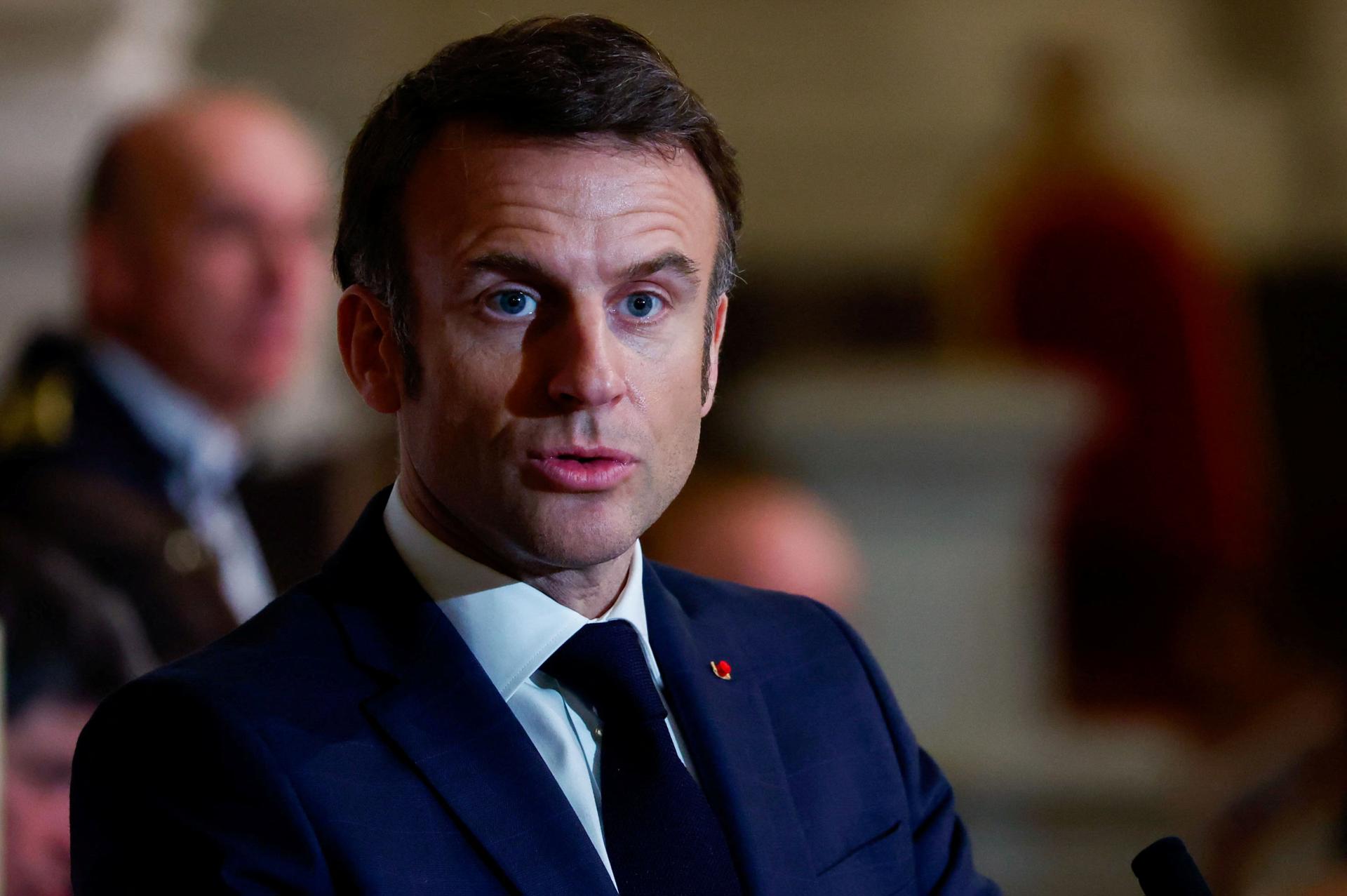 Macron reitera a Zelenski todo el apoyo de Francia y pide una tregua olímpica