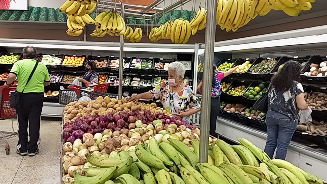 Comerciantes neoespartanos alertan que Ley de Armonización Tributaria a quien más afecta es a los consumidores