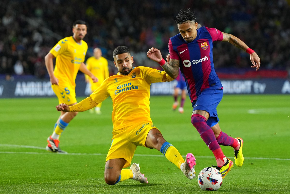 Barcelona sufrió para derrotar a Las Palmas y se puso a cinco puntos del Madrid