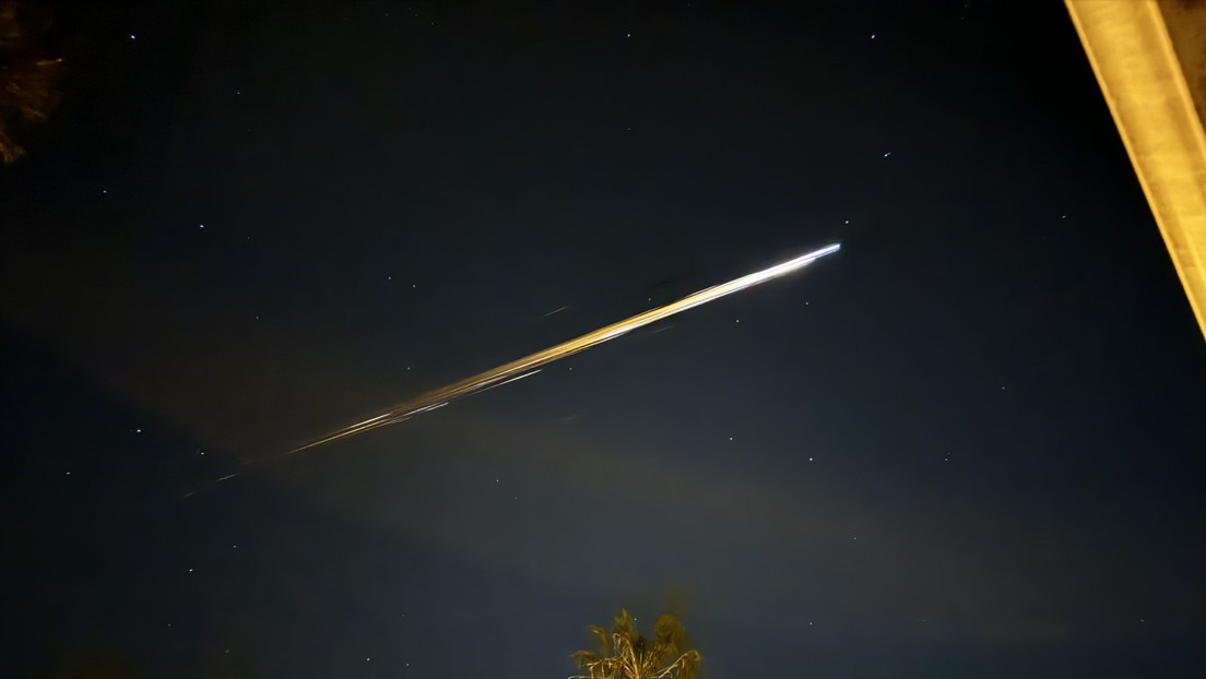 VIDEO: Extrañas luces en el cielo causan confusión entre los habitantes de California