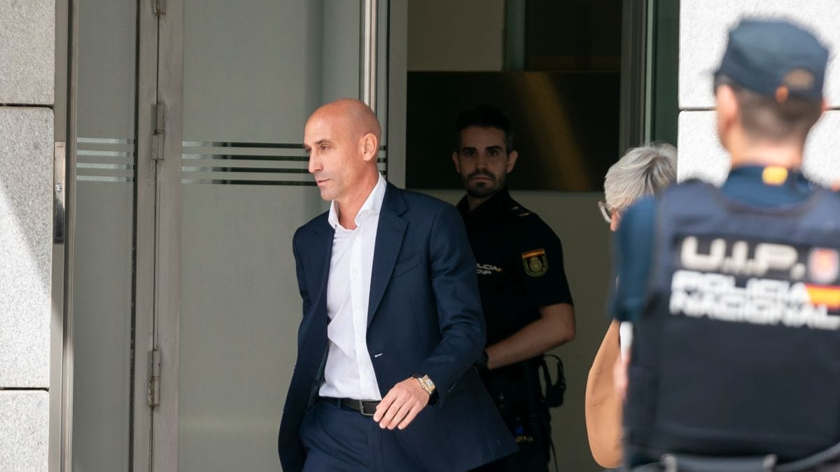 Luis Rubiales es liberado tras declarar ante la Guardia Civil