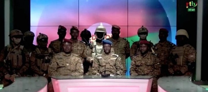 Burkina Faso suspende por dos semanas las emisiones de BBC y Voice of America