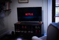 Acaba de llegar a Netflix y ya es furor: la impactante película que jugará con tus sentidos