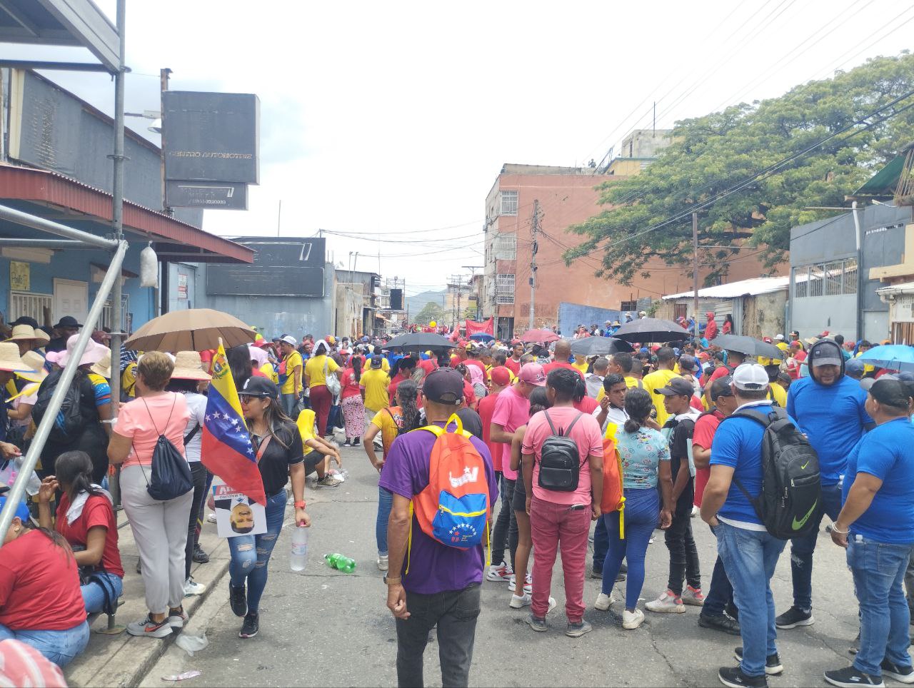 ¿Lo dejaron con la palabra en la boca? VIDEO evidencia retirada chavista mientras Diosdado hablaba