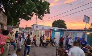UNT se despliega en comunidades de Falcón para organizar a electores a favor de Edmundo González