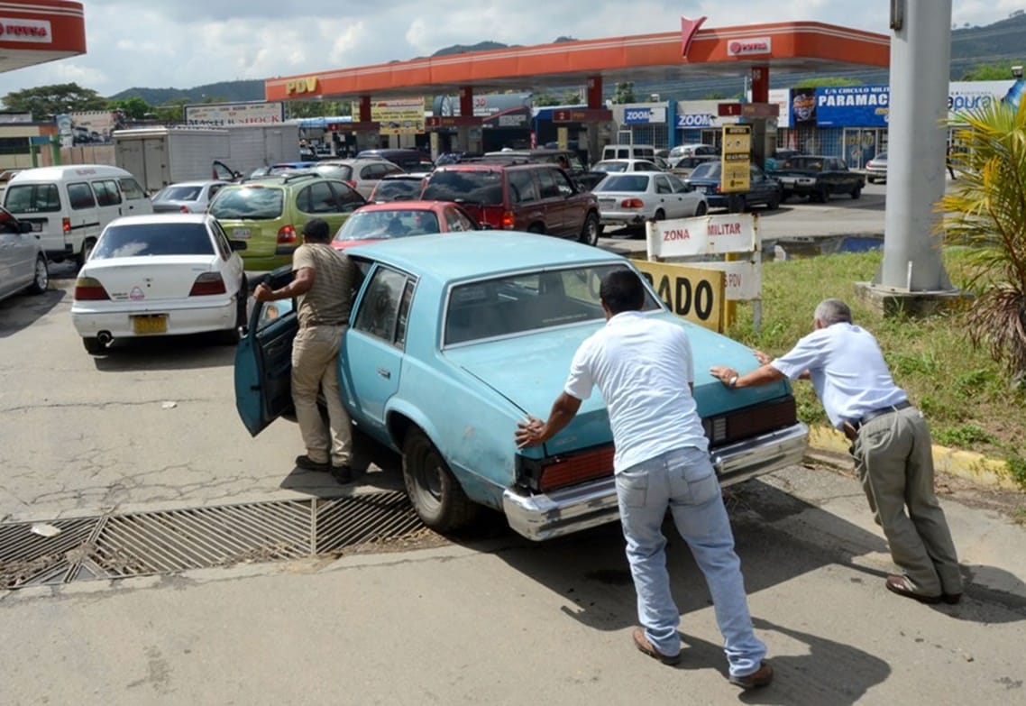 Reaparecen las colas para echar gasolina en Lara y esta es la razón