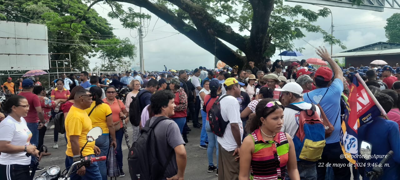 Accesos cerrados entre Apure y Guárico en el puente María Nieves tras visita de María Corina Machado