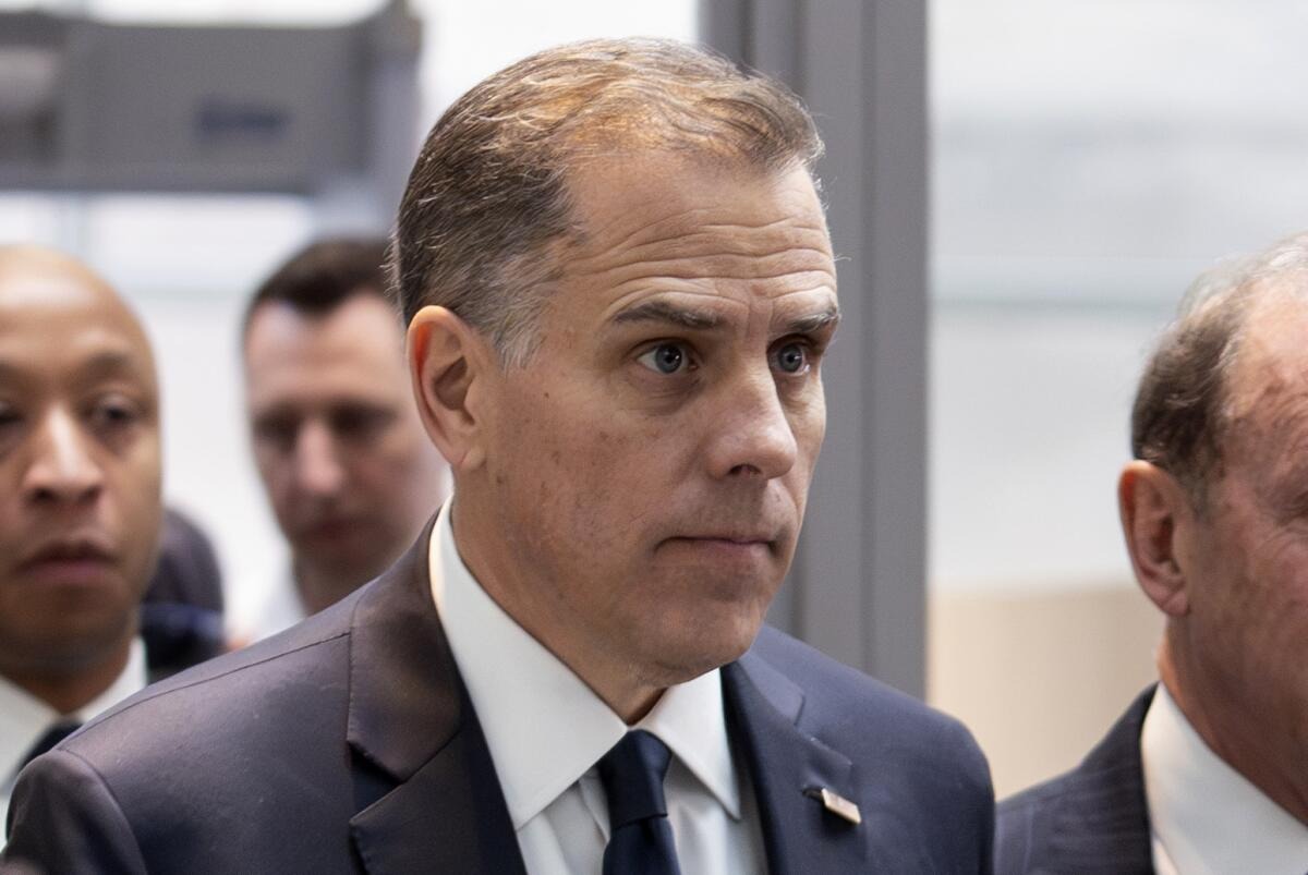 Juez concede a Hunter Biden la petición de posponer para septiembre su juicio en California