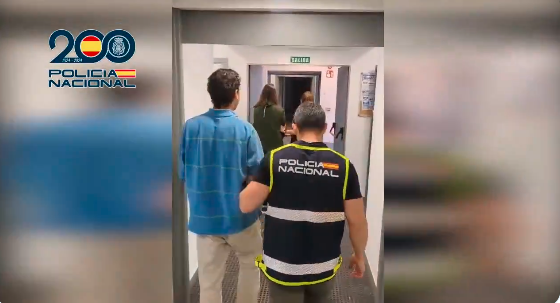 España recaptura a los hermanos Rebeca y Francisco García, acusados de acoso y pornografía infantil en Venezuela (VIDEO)