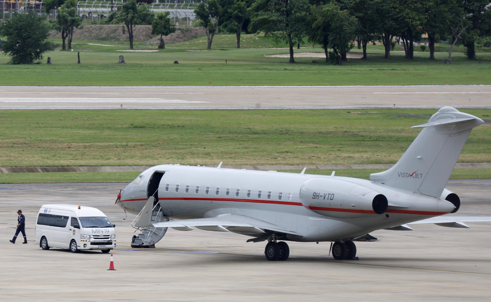 El avión de Julian Assange hace escala en Bangkok, según el Gobierno tailandés