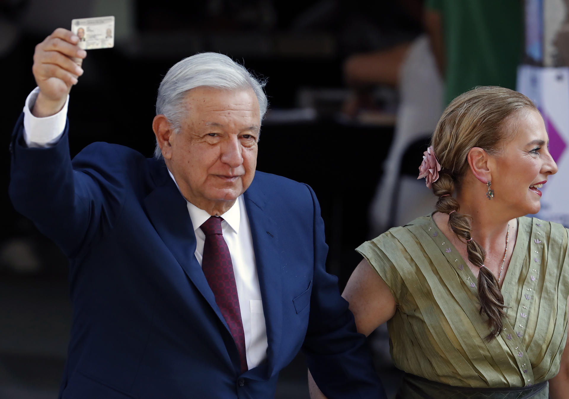 López Obrador niega que vaya a divorciarse de su esposa tras dejar Presidencia de México