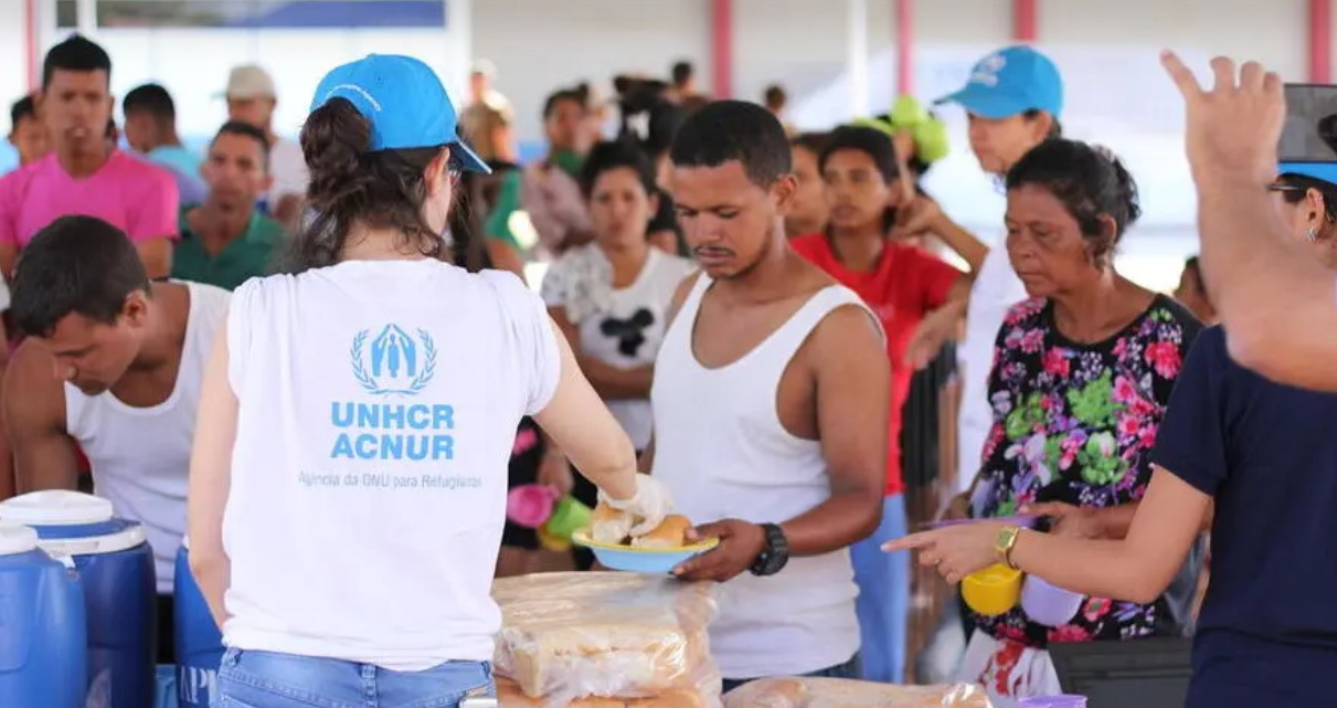 Bajo presión por la crisis venezolana, Aruba y Curazao encabezan lista de países con mayor número de refugiados