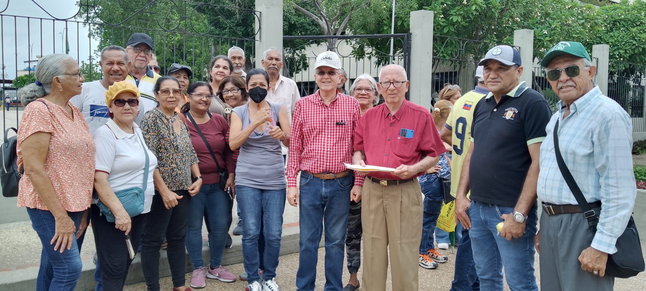 Jubilados y pensionados de la Gobernación de Anzoátegui protestaron por reivindicaciones salariales