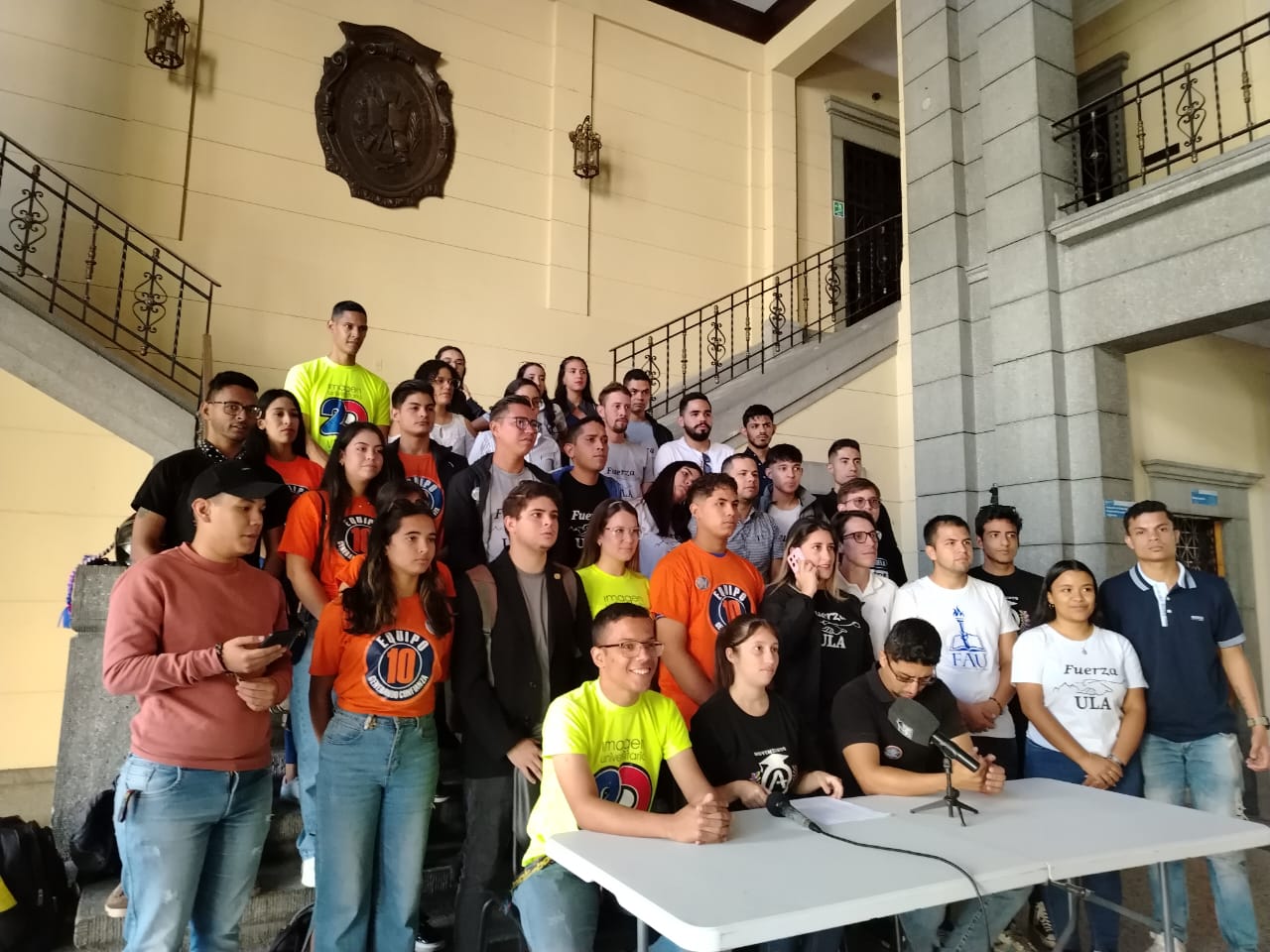 Estudiantes de la ULA manifestaron su apoyo a Edmundo González y a María Corina Machado