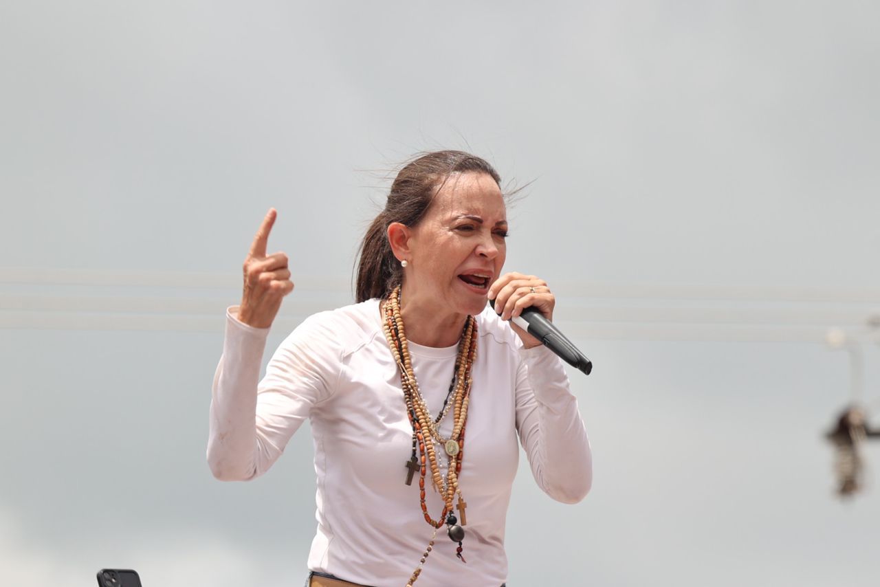 María Corina Machado se resteó ante la “muy grave” restricción impuesta por el CNE