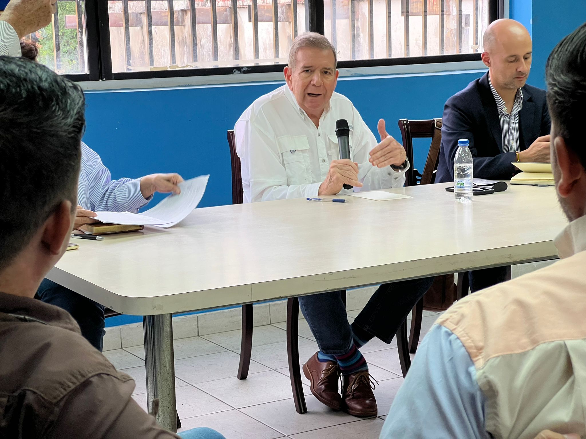 “Ya perdí el miedo”: Transportistas del Área Metropolitana de Caracas también están con Edmundo González