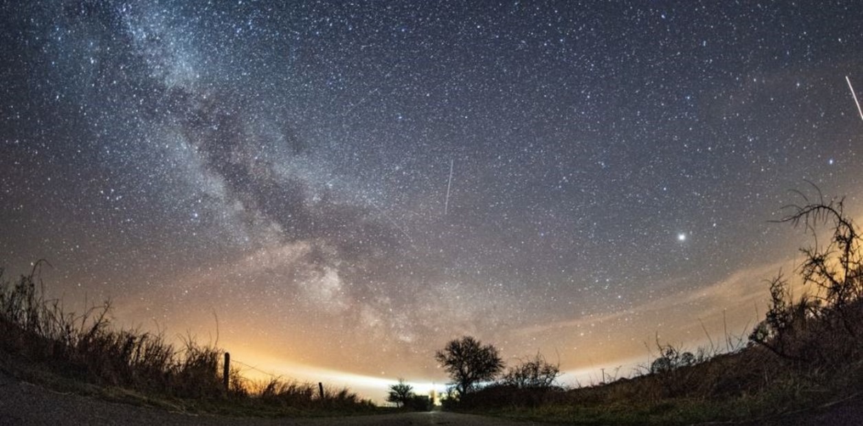 Llega desde el espacio una extraña señal de radio que desconcierta a los científicos