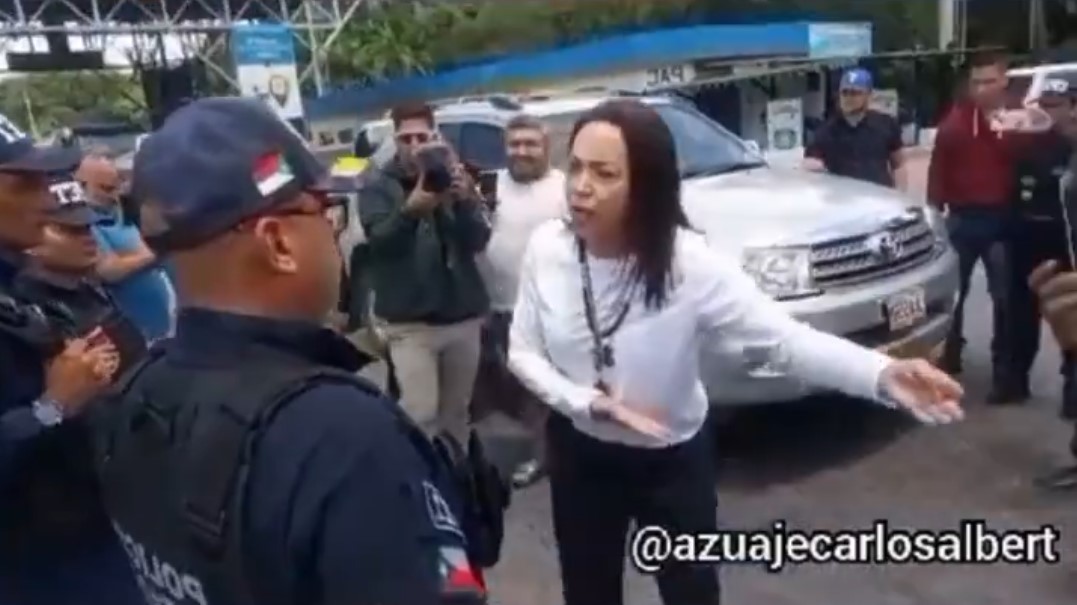 EN VIDEO: Retuvieron caravana de María Corina Machado en su camino de regreso a Caracas