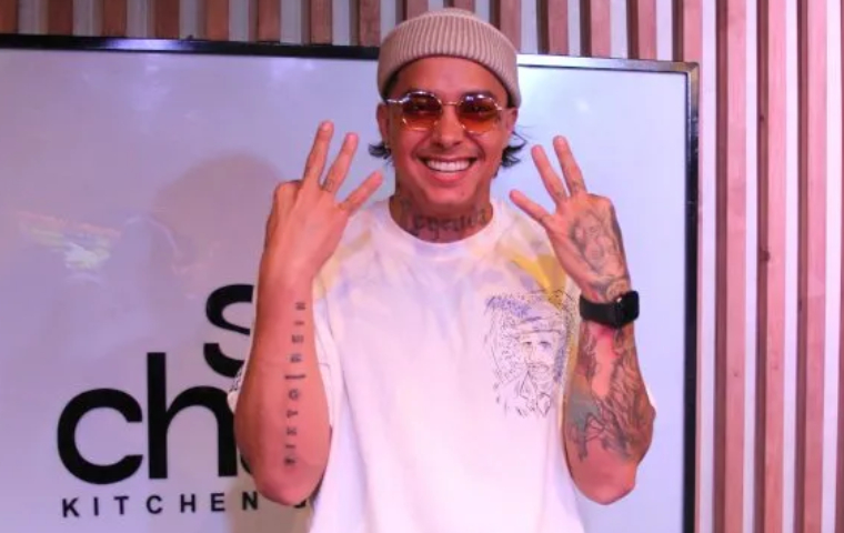 “Hágase la luz”: Sixto Rein lanza el álbum más grande de su carrera