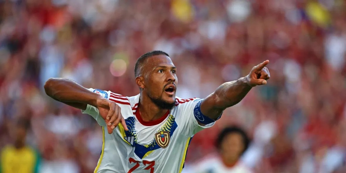 “Gracias Vinotinto”: Edmundo González celebró triunfo de la selección venezolana ante Jamaica