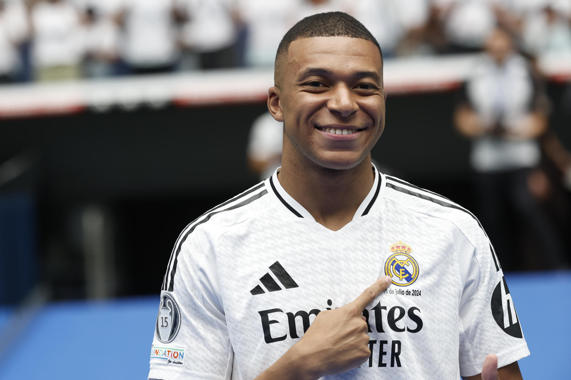 Mbappé promete dar “la vida” por el Real Madrid, el club de sus “sueños”