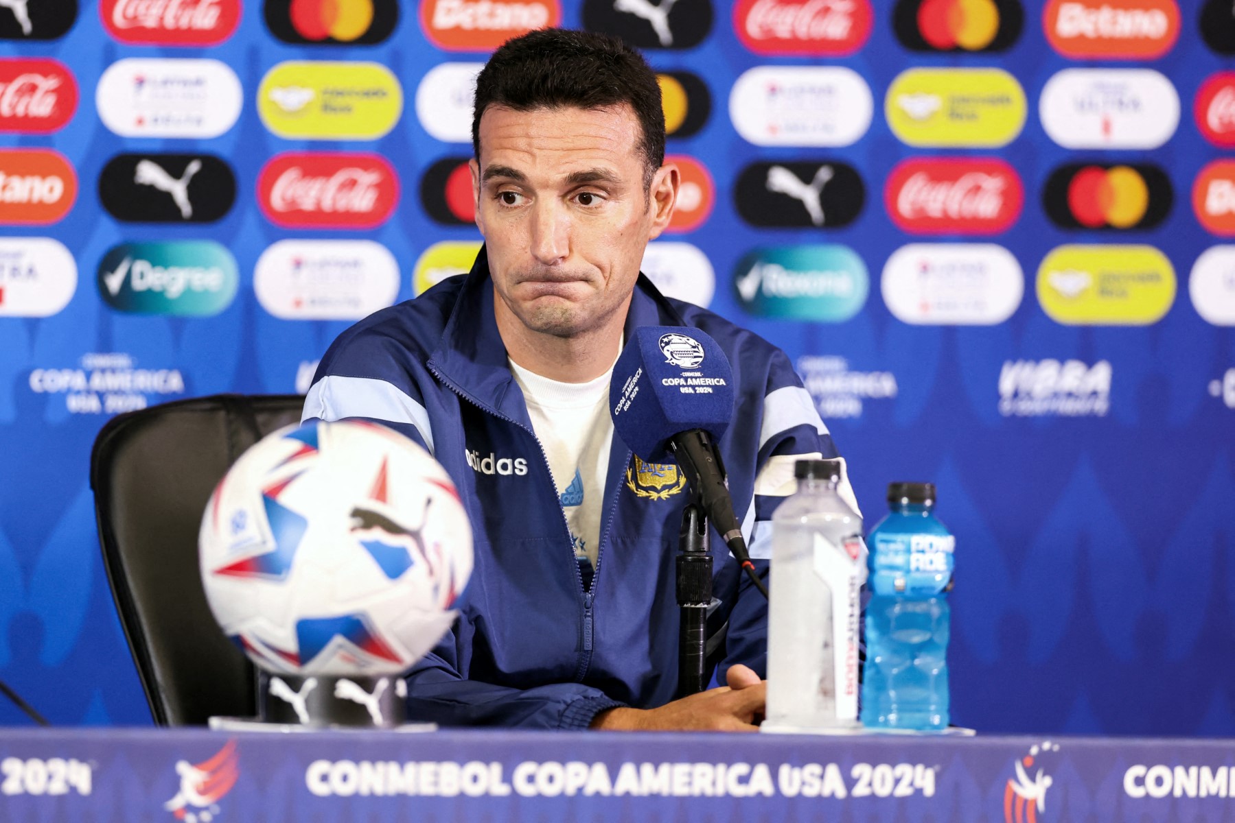 Scaloni esperará hasta el último entrenamiento para decidir si Messi jugará contra Ecuador