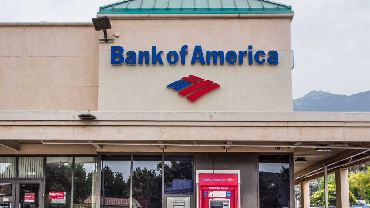 Bank of America y US Bank anunciaron nuevos cierres en EEUU