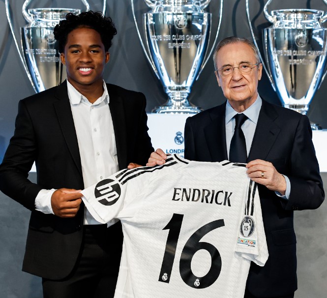 La joya del fútbol brasileño, Endrick, firma contrato con el Real Madrid
