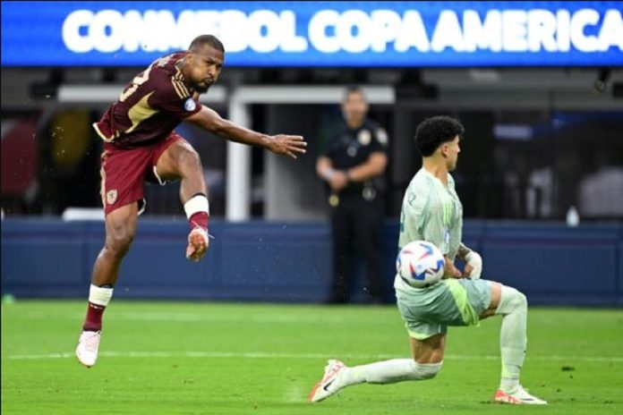 Quiénes son los dos venezolanos que brillan entre los mejores de la fase de grupos de la Copa América