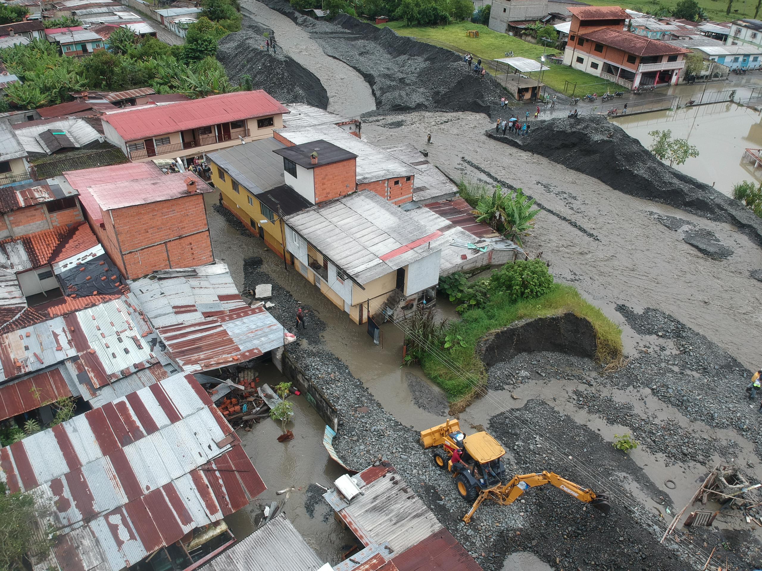 Alcalde de los Pueblos del Sur en Mérida pide maquinarias para atender emergencia por inundación