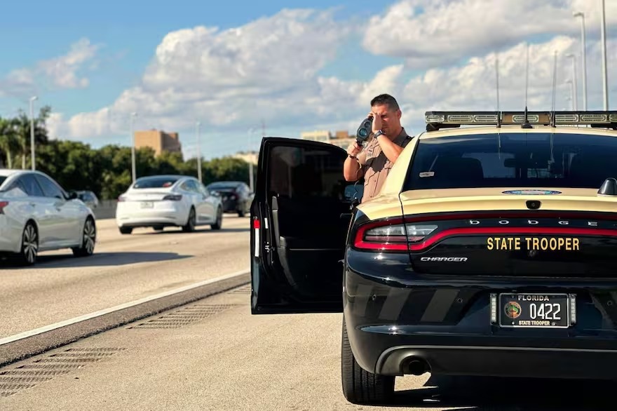 Las consecuencias de no pagar una multa de tránsito en Florida