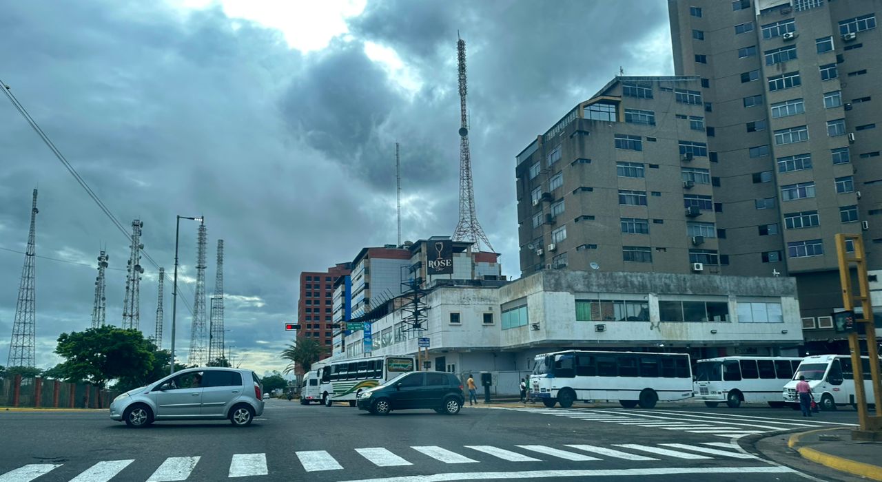 Calles desoladas y negocios cerrados: Así luce Ciudad Guayana un día después de la elección presidencial