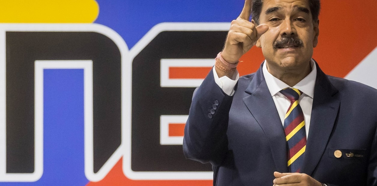 Clarín: Preocupado por los sondeos, Maduro juega cada vez más sucio contra los líderes opositores