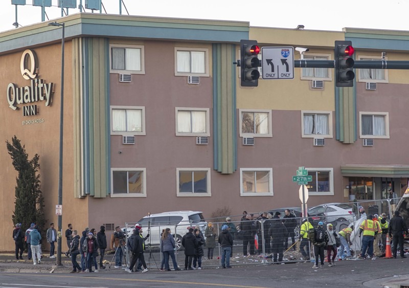 Denver cerró el último hotel para migrantes: sus refugios están vacíos por primera vez desde 2022