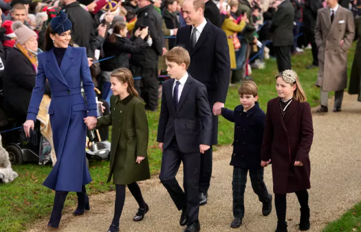 La regla que Carlota de Cambridge, la hija de Kate y Guillermo, rompió en su colegio