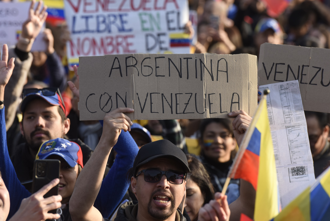 Venezolanos en Argentina piden facilidades en trámites migratorios tras cierre de embajada