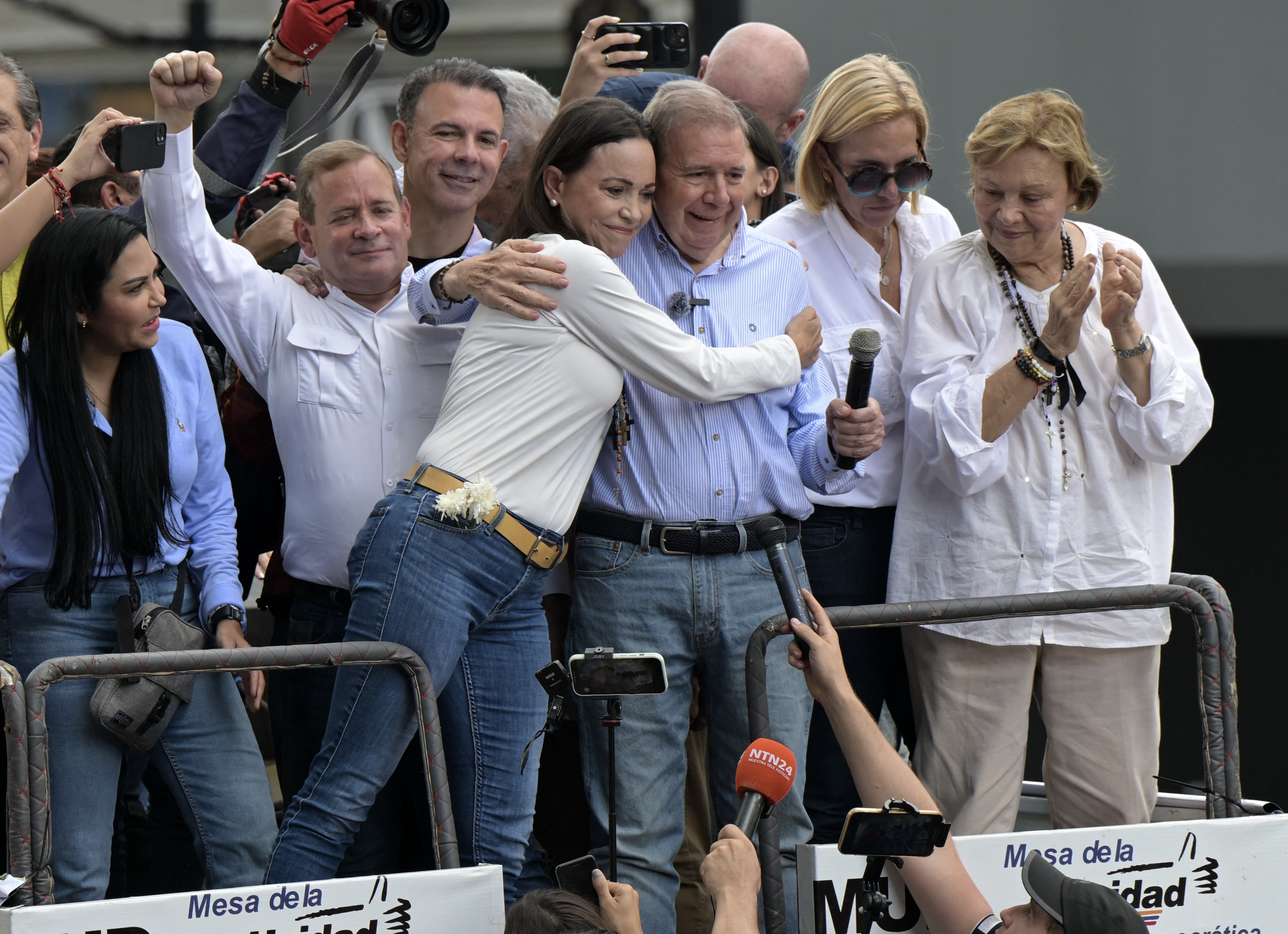 María Corina Machado reaccionó con firmeza ante la orden de aprehensión contra Edmundo González