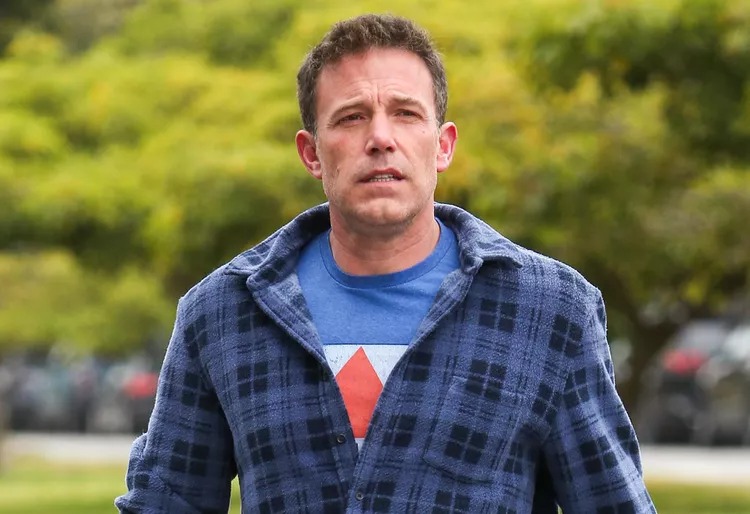 ¿Eres tú? Ben Affleck reapareció con impactante cambio de look (FOTOS)