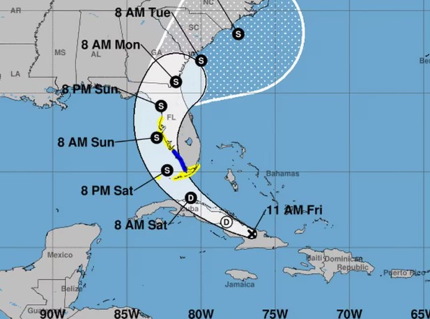 Aviso y vigilancias en Florida por posible formación de huracán y tormenta tropical