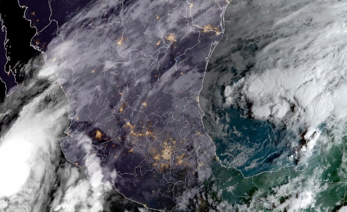 Debby toca tierra en Florida como huracán de categoría 1