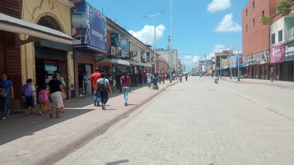 Cámara de Comercio en Anzoátegui reporta que la mayoría de locales están abiertos, pero hay poca afluencia de compradores