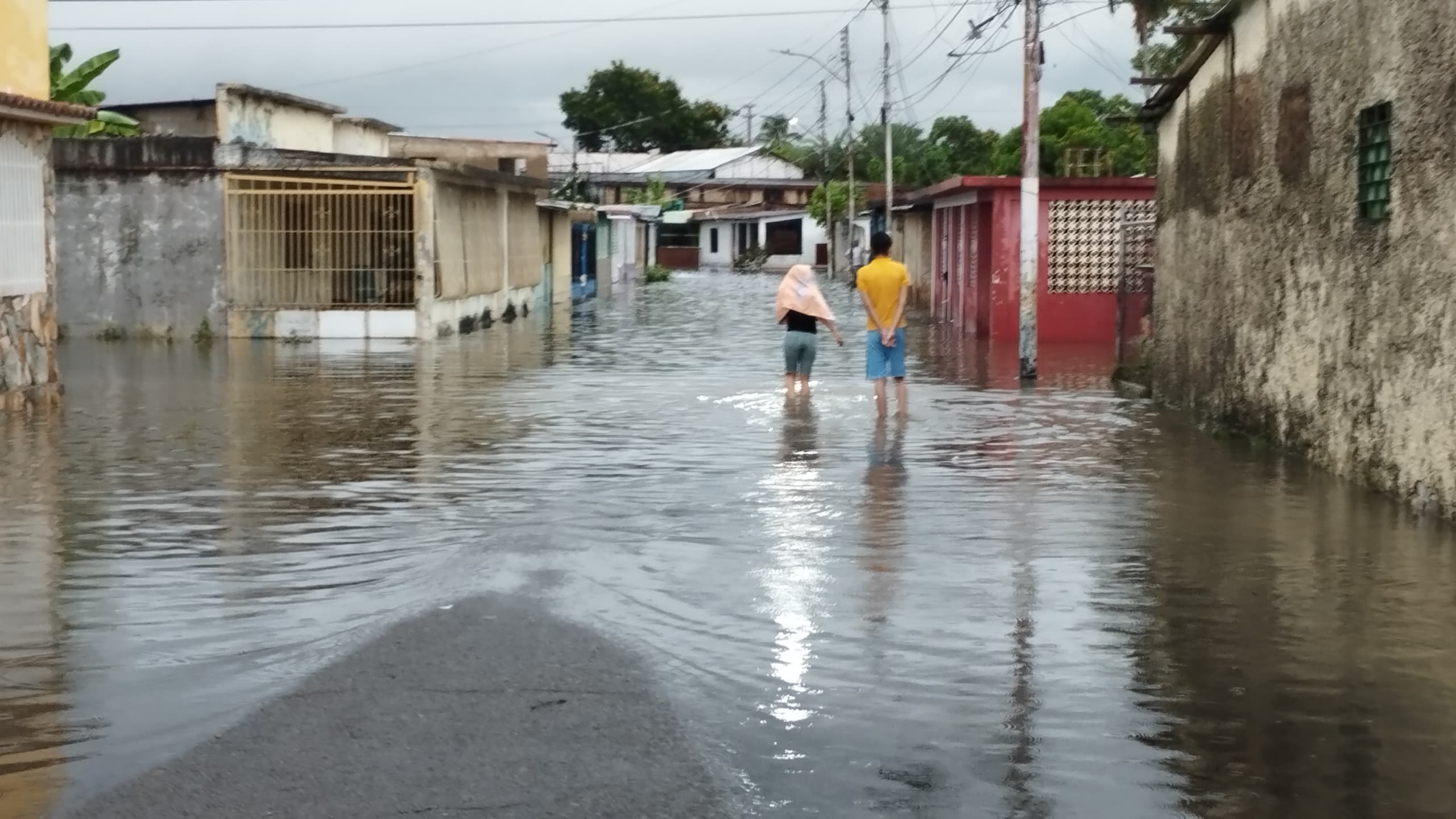 Inundaciones y apagones dejaron intensas lluvias en Maturín